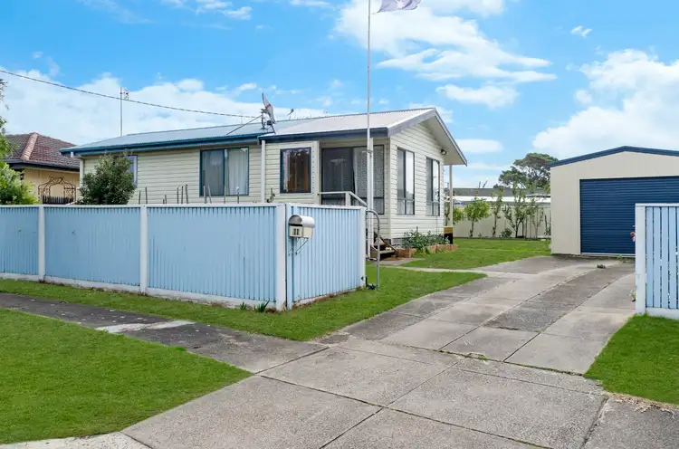 11 Hakea Court