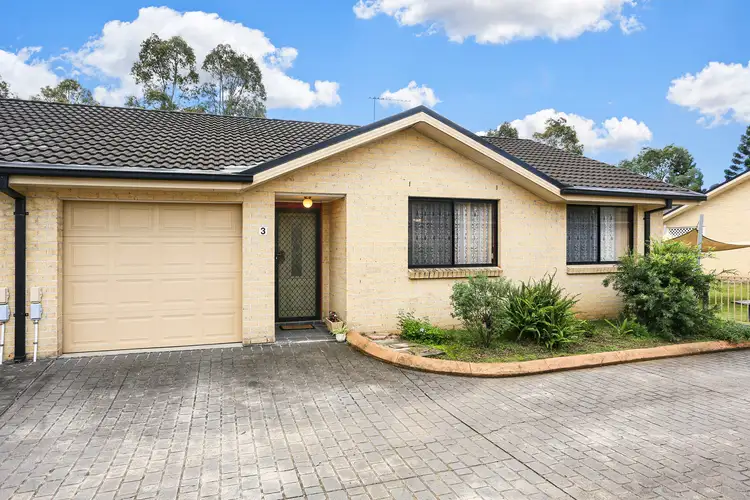 Main view of Homely villa listing, 3/6 Dallas Place, Toongabbie NSW 2146