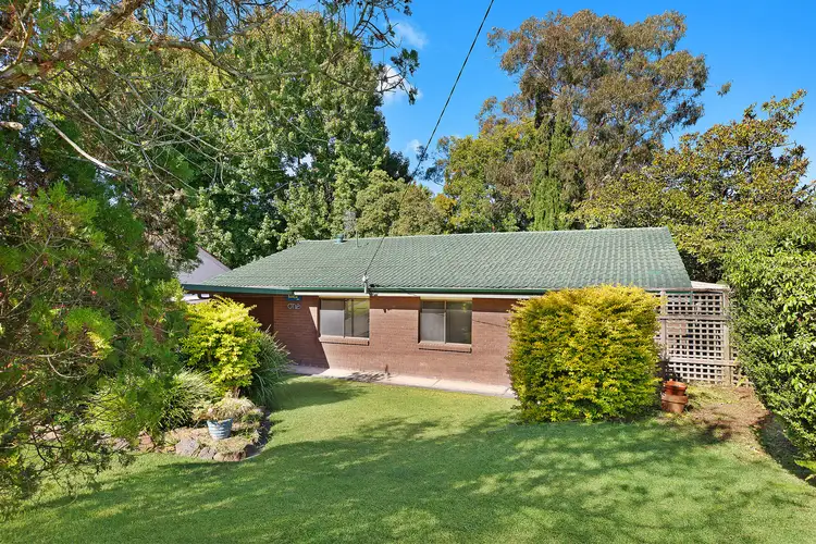 1 Glencoe Avenue, Wyoming NSW 2250