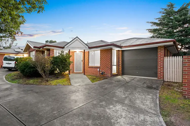 1/54 Smethurst Avenue, Pakenham VIC 3810