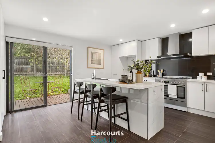 Second view of Homely house listing, 7 Clive Court, Bundoora VIC 3083