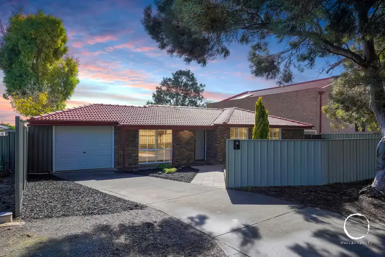 16 Zwerner Drive, Hallett Cove SA 5158