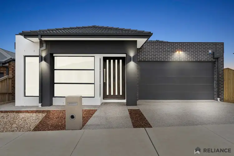 21 Cumberland Drive, Mickleham VIC 3064