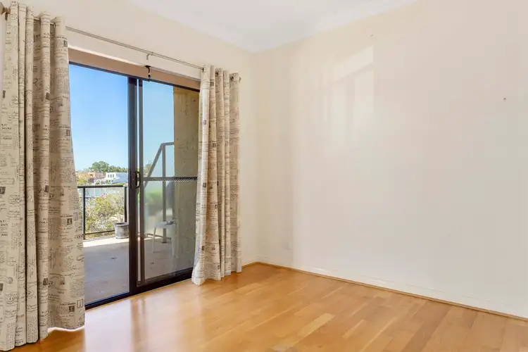 Seventh view of Homely apartment listing, 14/37 Dolphin Drive, Mandurah WA 6210