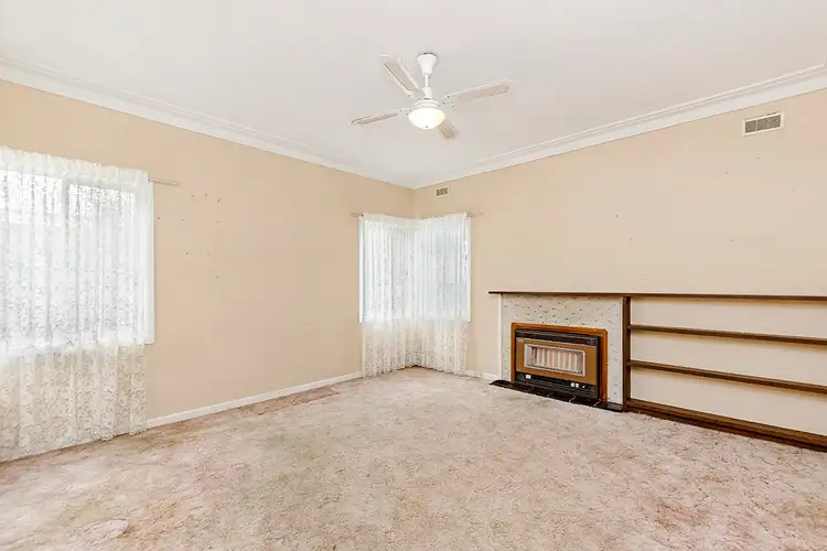Third view of Homely house listing, 5 Lorna Court, Portland VIC 3305