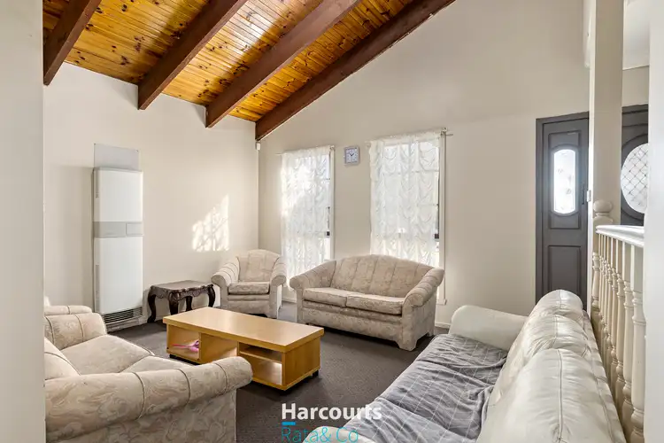 Second view of Homely house listing, 5 Uplands Place, Thomastown VIC 3074