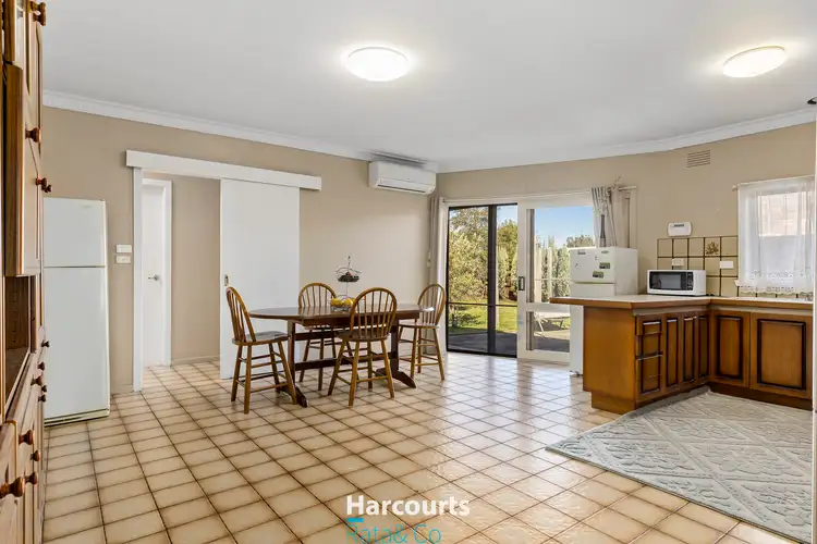 Fourth view of Homely house listing, 5 Uplands Place, Thomastown VIC 3074