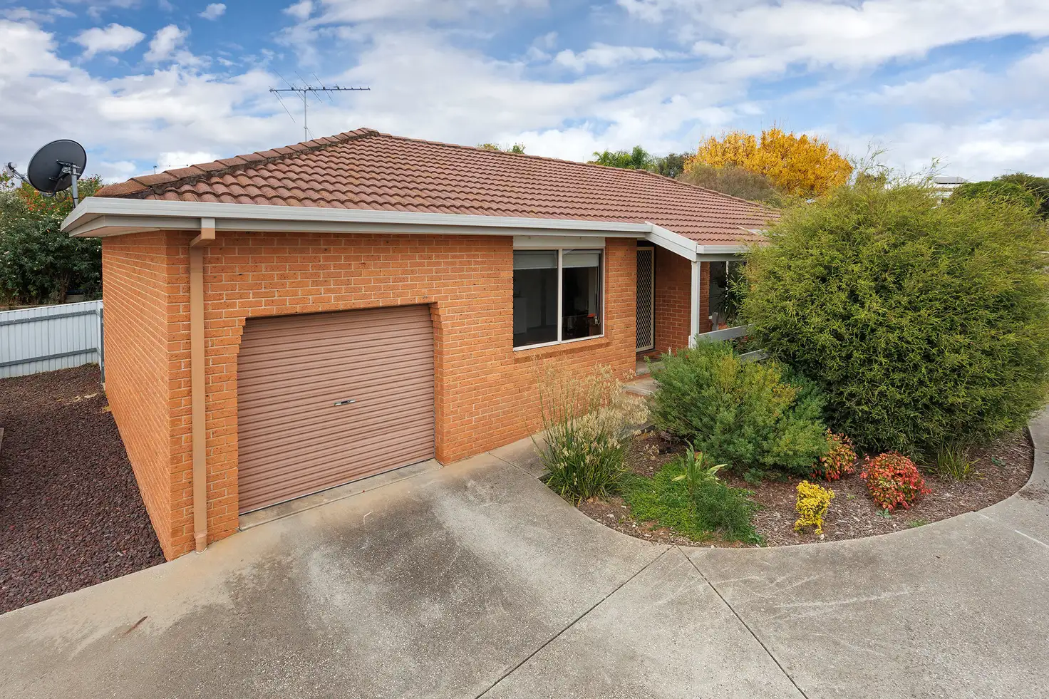Main view of Homely unit listing, 1/4 Dane Place, Wodonga VIC 3690