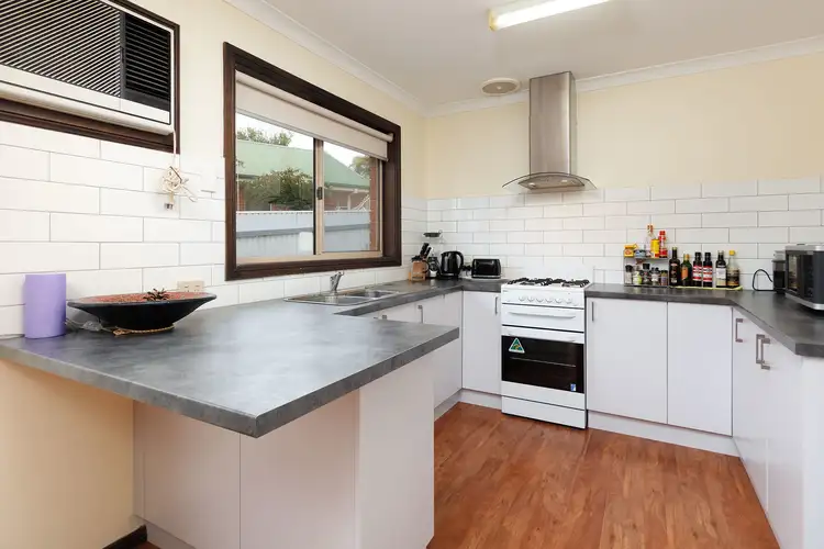 Fifth view of Homely unit listing, 1/4 Dane Place, Wodonga VIC 3690