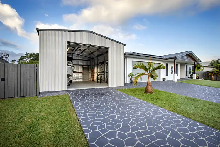 4 Companion Way, Cannonvale QLD 4802