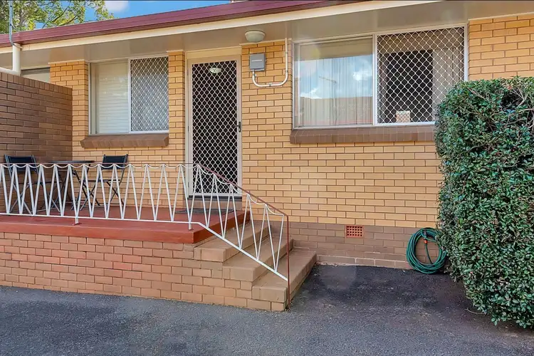 2/37A Tourist Road, East Toowoomba QLD 4350