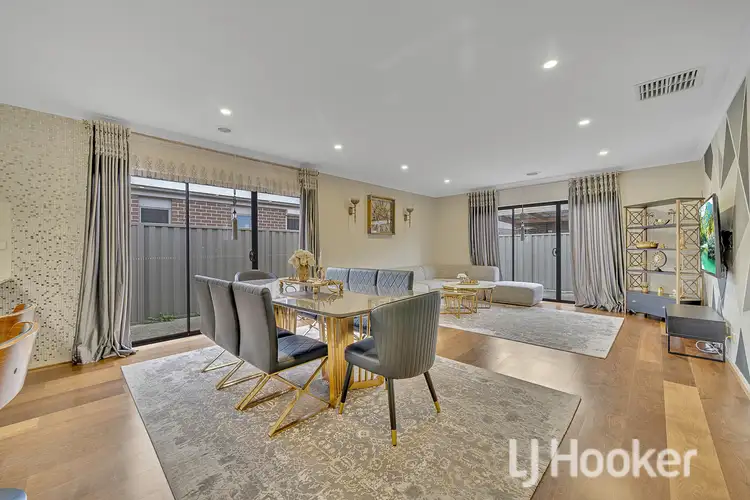 Seventh view of Homely house listing, 14 Tipperary Way, Cranbourne East VIC 3977