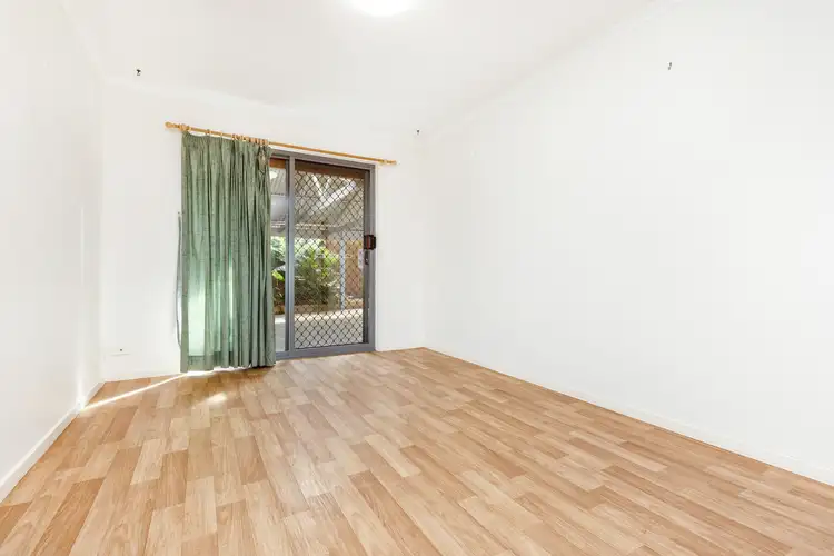 Fifth view of Homely house listing, 4 Batey Crescent, Mildura VIC 3500
