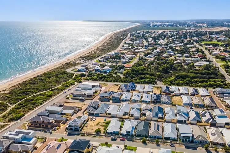 20 Minstrell Way, Madora Bay WA 6210