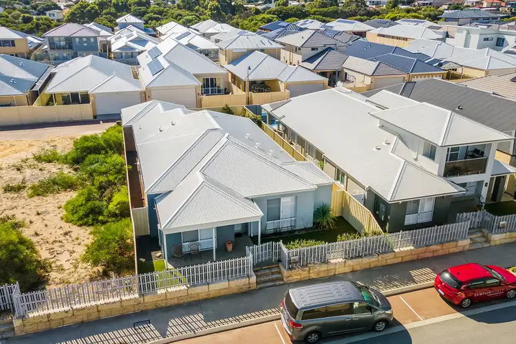 Second view of Homely house listing, 20 Minstrell Way, Madora Bay WA 6210