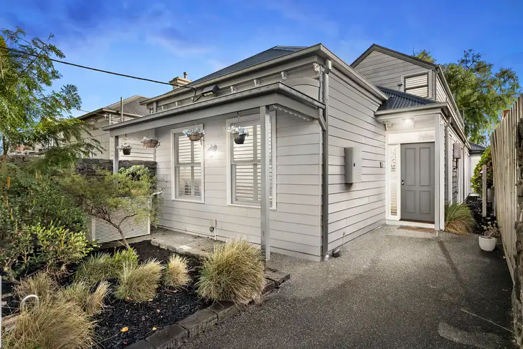 16 Normanby Avenue, Caulfield North VIC 3161