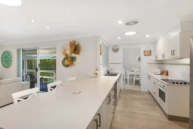 Second view of Homely house listing, 2 Boorana Close, Killarney Vale NSW 2261