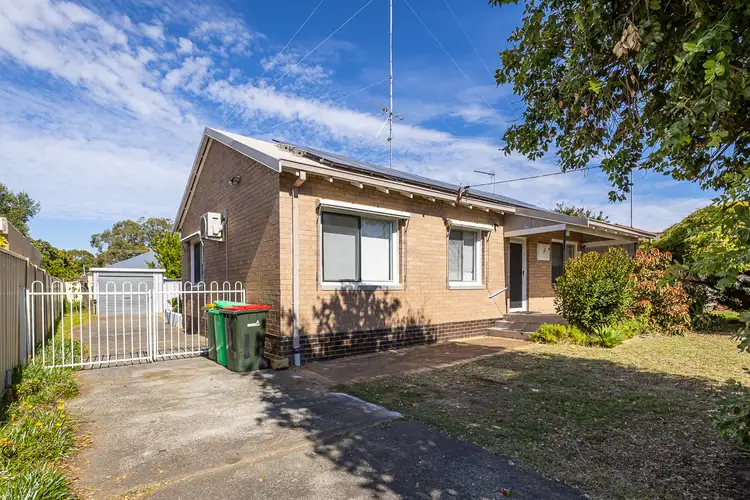 11 Woonnar Street, Carey Park WA 6230