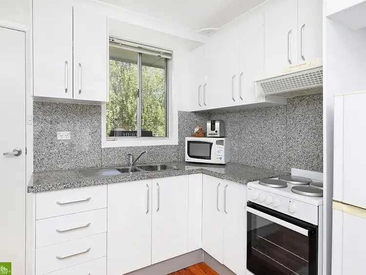 2/81 Cross Street, Corrimal NSW 2518
