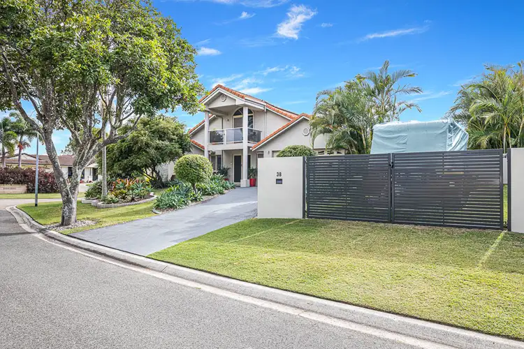 38 Voyagers Drive, Banksia Beach QLD 4507