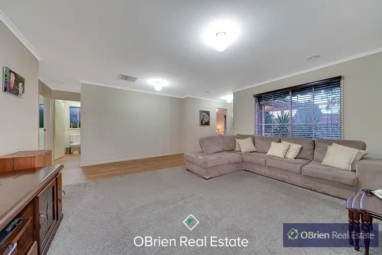 Fourth view of Homely house listing, 4 Insignia Crescent, Berwick VIC 3806