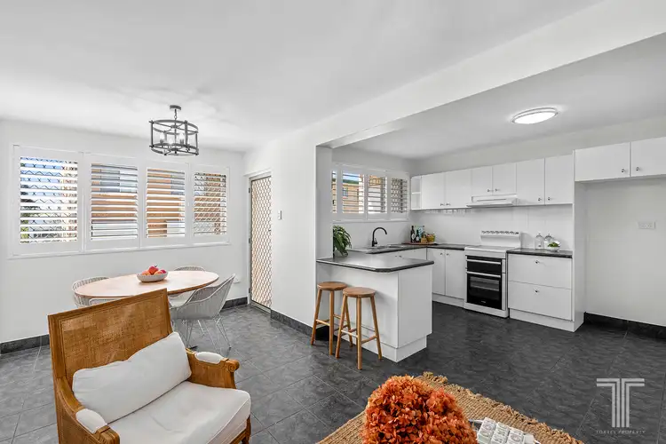 Fifth view of Homely apartment listing, 3/72 Kitchener Street, Coorparoo QLD 4151