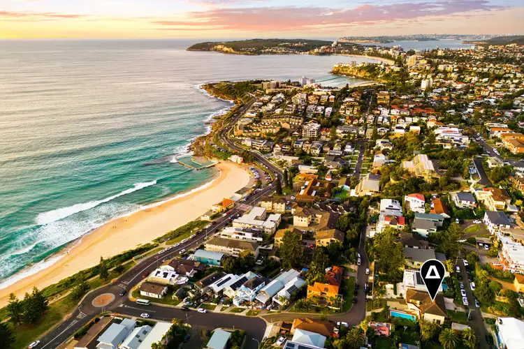 Third view of Homely house listing, 2 Beverley Place, Curl Curl NSW 2096