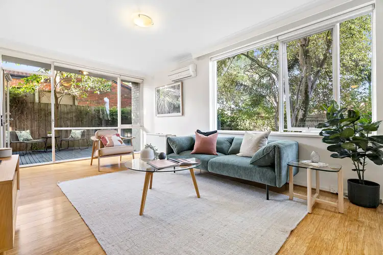 1/18 Roselea Street, Caulfield South VIC 3162