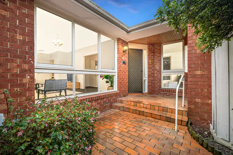 2/6 Judith Street, Carnegie VIC 3163