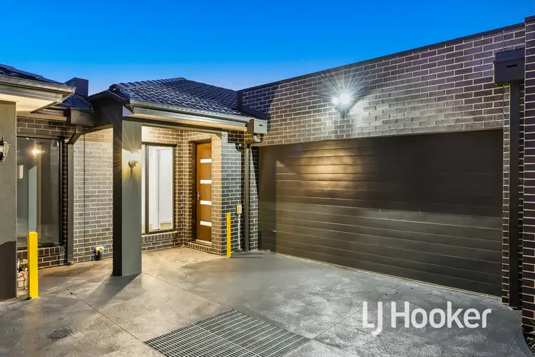 4/10-12 Holly Avenue, Dandenong North VIC 3175