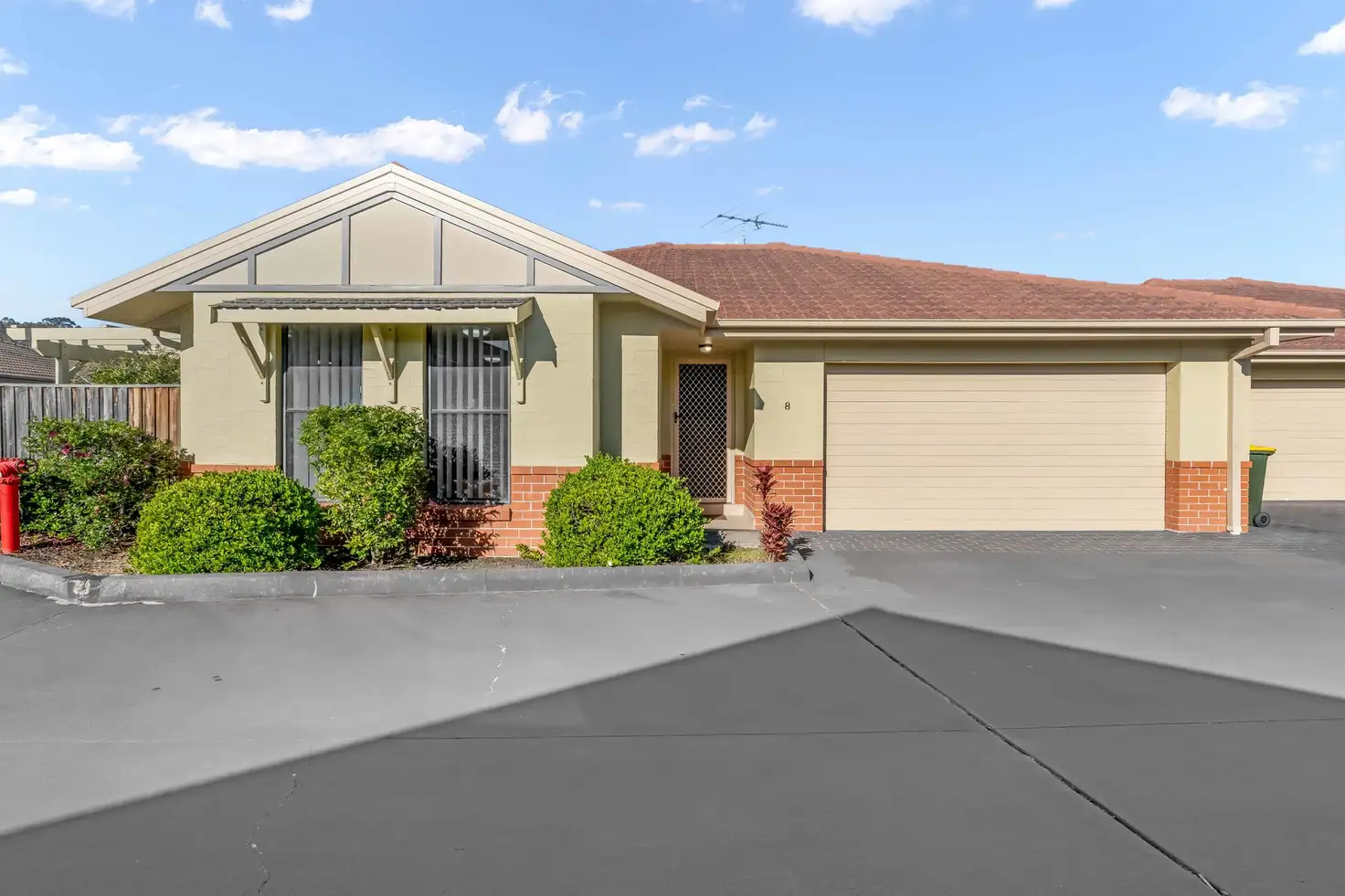 Main view of Homely villa listing, 8/12 Denton Park Drive, Rutherford NSW 2320
