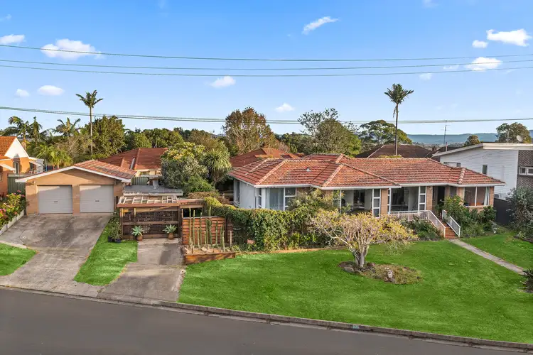 105 The Avenue, Mount Saint Thomas NSW 2500