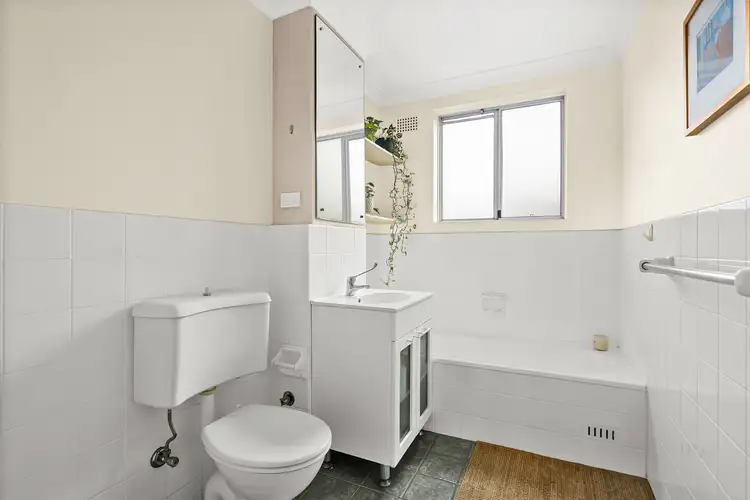 Sixth view of Homely apartment listing, 11/6 Corrimal Street, Wollongong NSW 2500