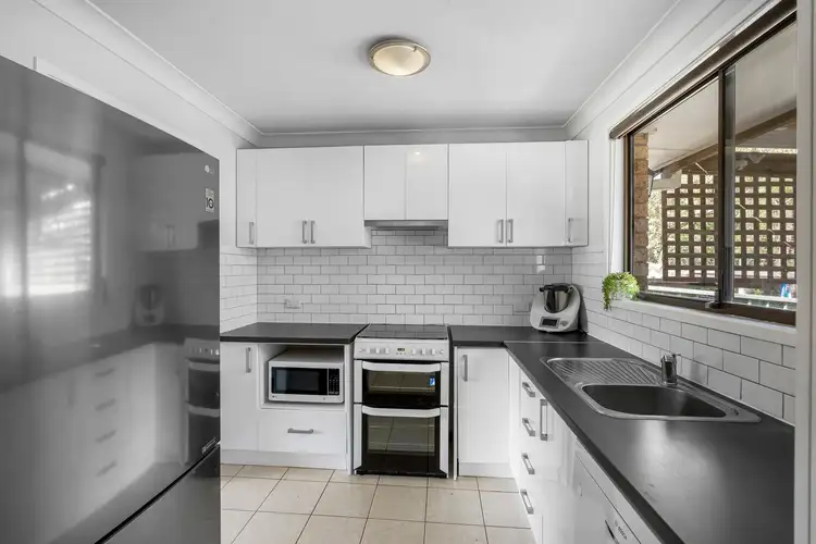 Fifth view of Homely house listing, 1 Sayce Close, Metford NSW 2323