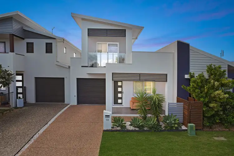 10 Hurricane Street, Oonoonba QLD 4811