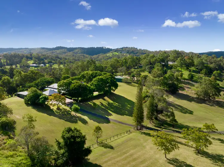 87 Upper Brookfield Road, Brookfield QLD 4069