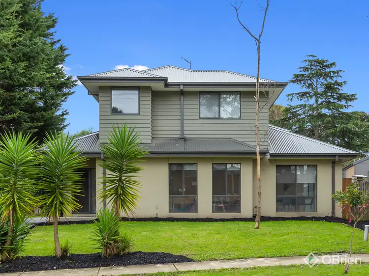 Main view of Homely townhouse listing, 1/118 Mount View Parade, Croydon VIC 3136