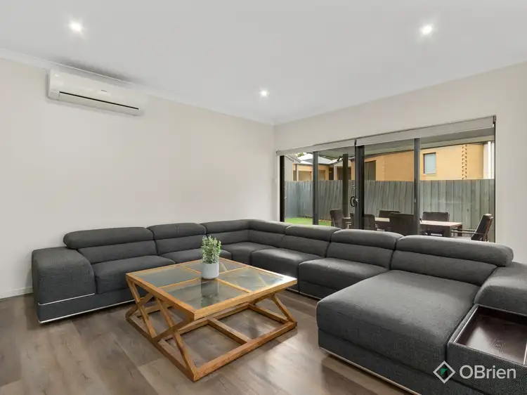 Third view of Homely townhouse listing, 1/118 Mount View Parade, Croydon VIC 3136