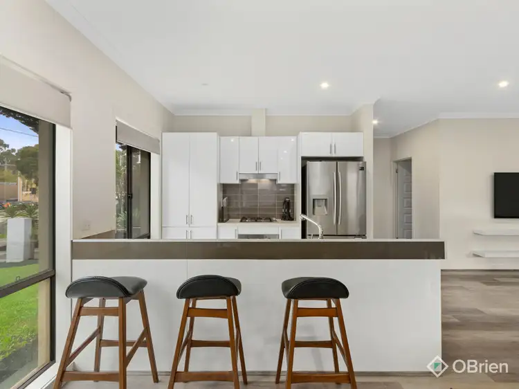 Fifth view of Homely townhouse listing, 1/118 Mount View Parade, Croydon VIC 3136