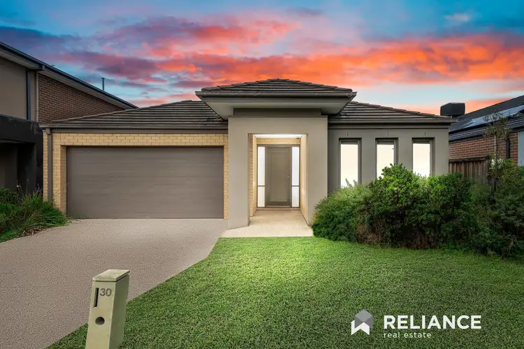 30 Freedman Avenue