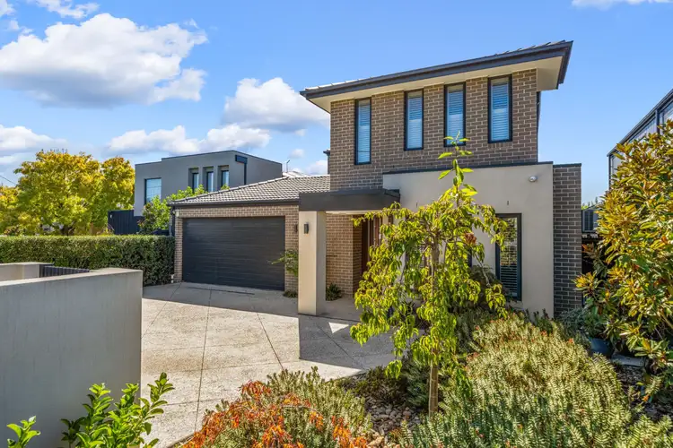 4 Head Street, Strathmore VIC 3041