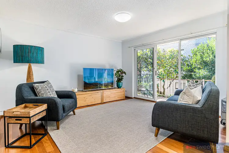 2/78 Oaks Avenue, Dee Why NSW 2099