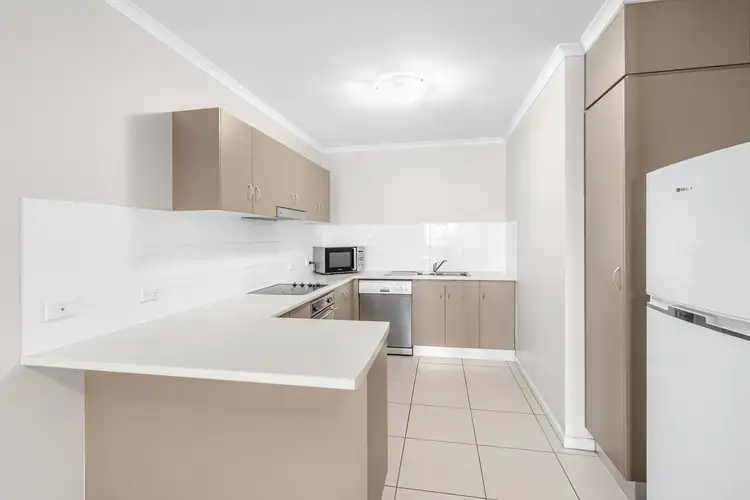 Sixth view of Homely unit listing, 304/92-98 Digger Street, Cairns North QLD 4870