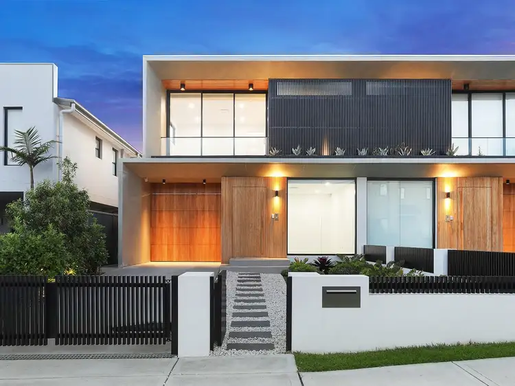 Main view of Homely semi-detached listing, 7b Dampier Street, Chifley NSW 2036