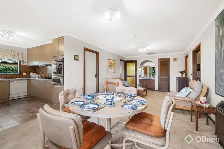 Sixth view of Homely house listing, 2 Danielle Court, Vermont South VIC 3133