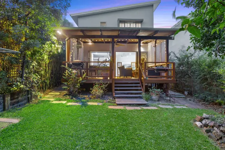 19 Ernest Street, Labrador QLD 4215