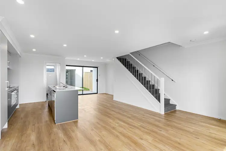 Sixth view of Homely townhouse listing, 9 Filwood Lane, Wollert VIC 3750