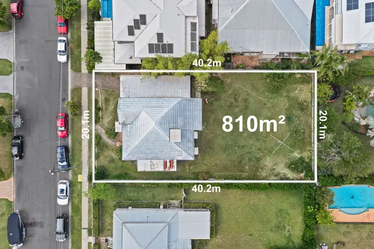 52 Malcolm Street, Hawthorne QLD 4171