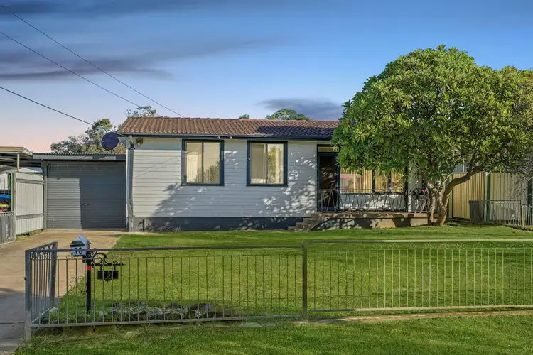 10 Dunrossil Avenue, Casula NSW 2170