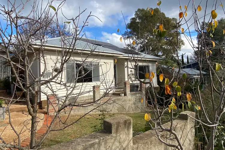 64 Doveton Street, Castlemaine VIC 3450
